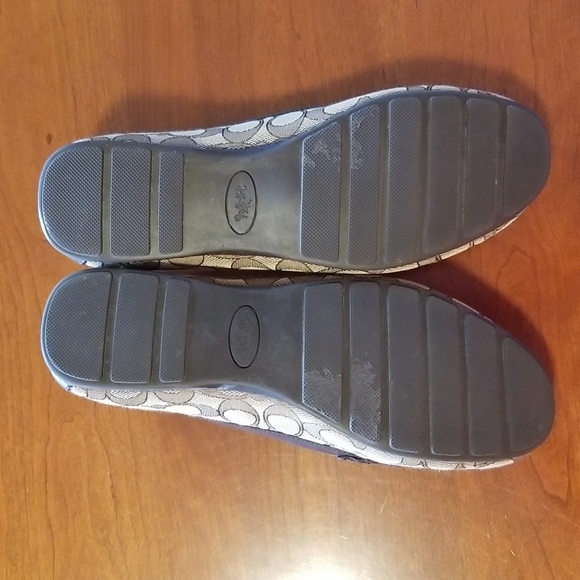 COACH "Olive" Signature Print Loafers 8M - Picture 4 of 6